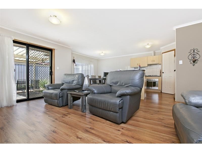 8 Lucy Street, Burton SA 5110