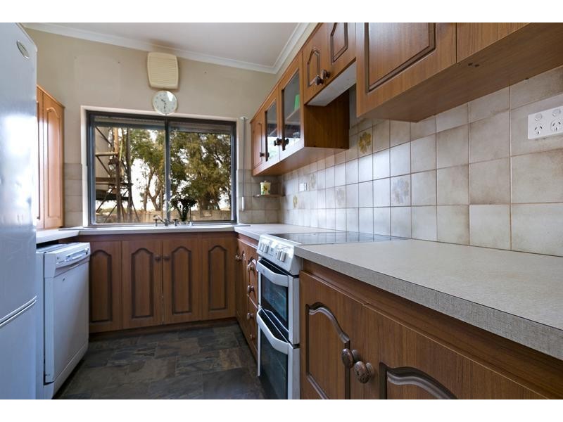 240 Robert Road, Virginia SA 5120