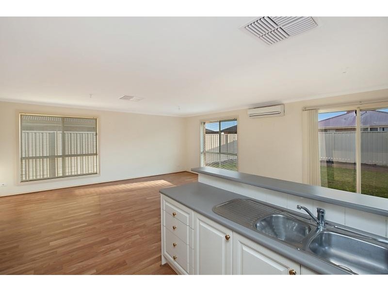 3 Ellada Court, Munno Para West SA 5115