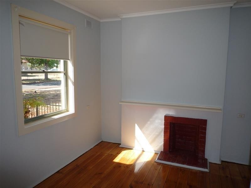 6 Secombe Street, Elizabeth Grove SA 5112