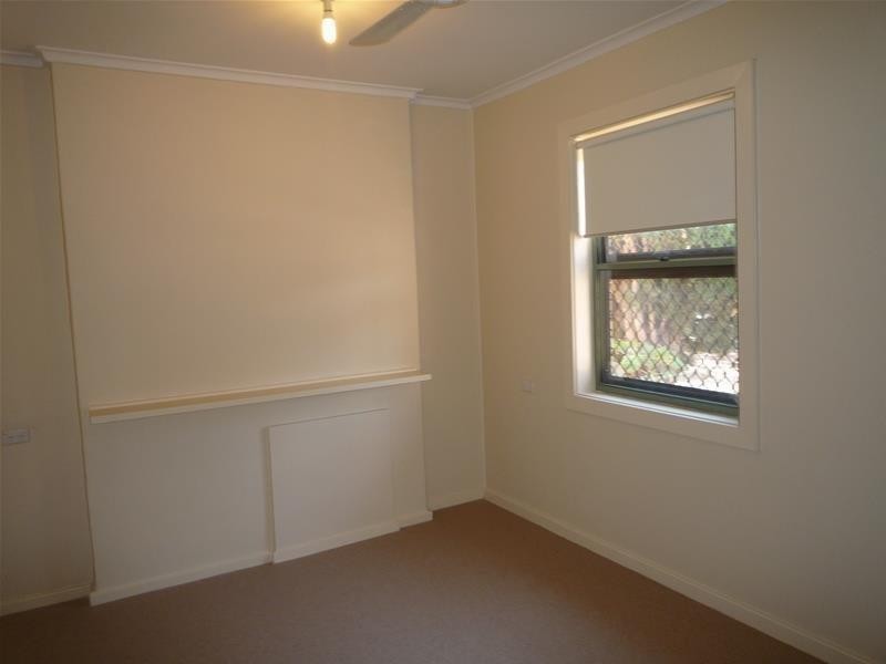 6 Secombe Street, Elizabeth Grove SA 5112