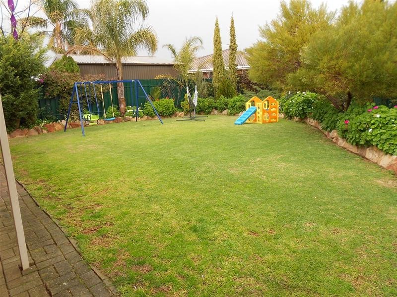 14 Amberdale Road, Blakeview SA 5114