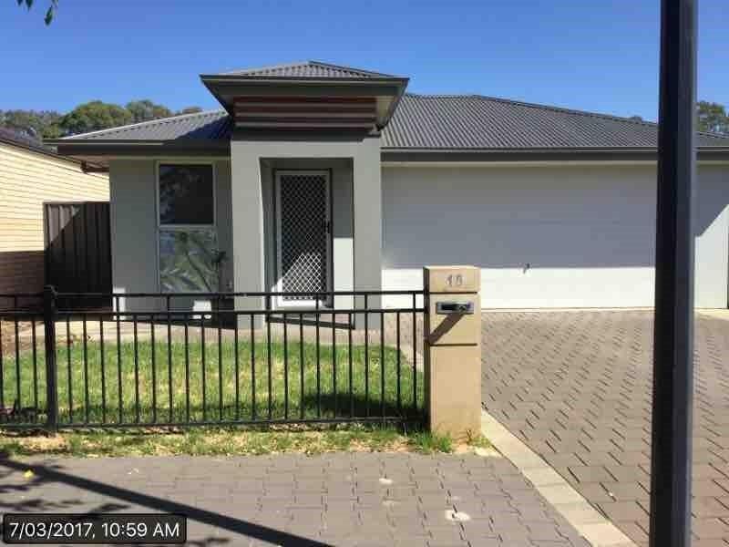 15 Riesling Crescent, Andrews Farm SA 5114