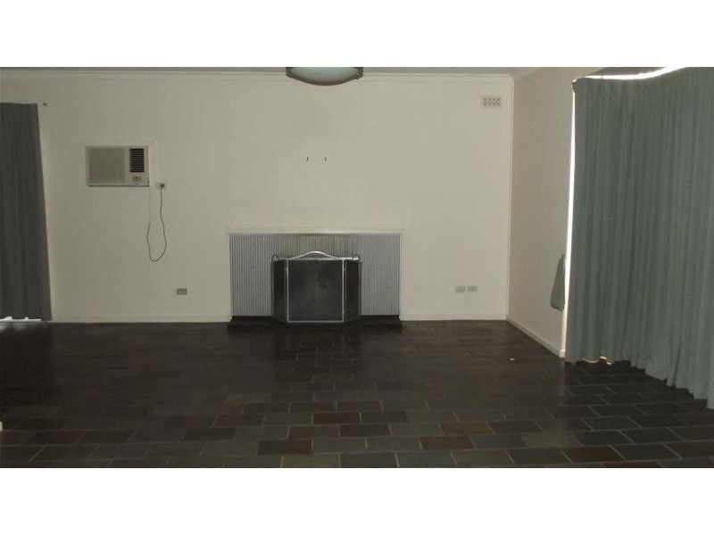 43 Peacock Road, Elizabeth Downs SA 5113