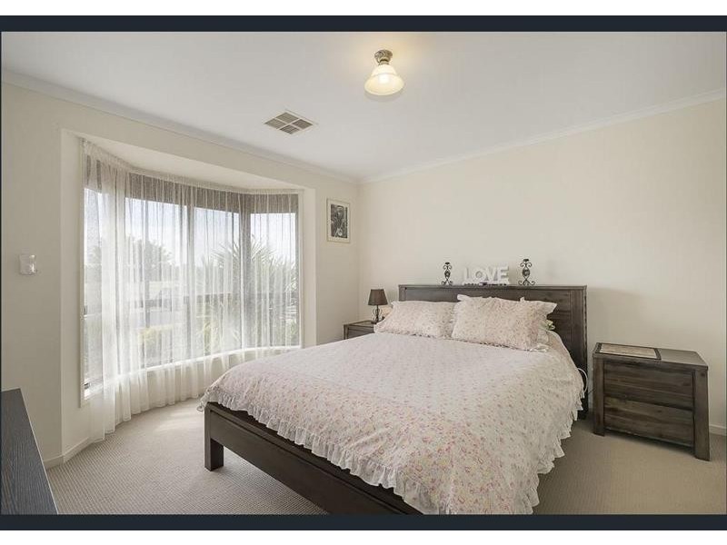 168 President Avenue, Andrews Farm SA 5114