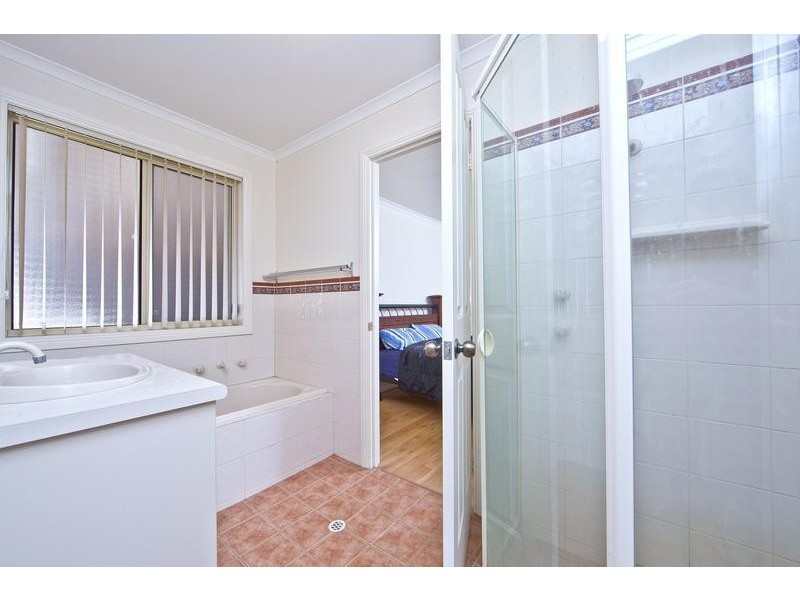 6 Lucy Street, Burton SA 5110