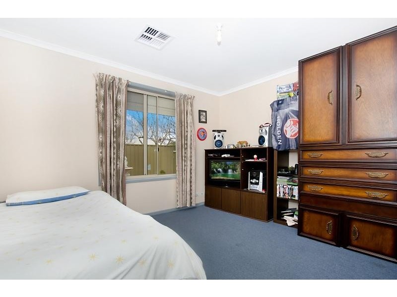 55 President Avenue, Andrews Farm SA 5114