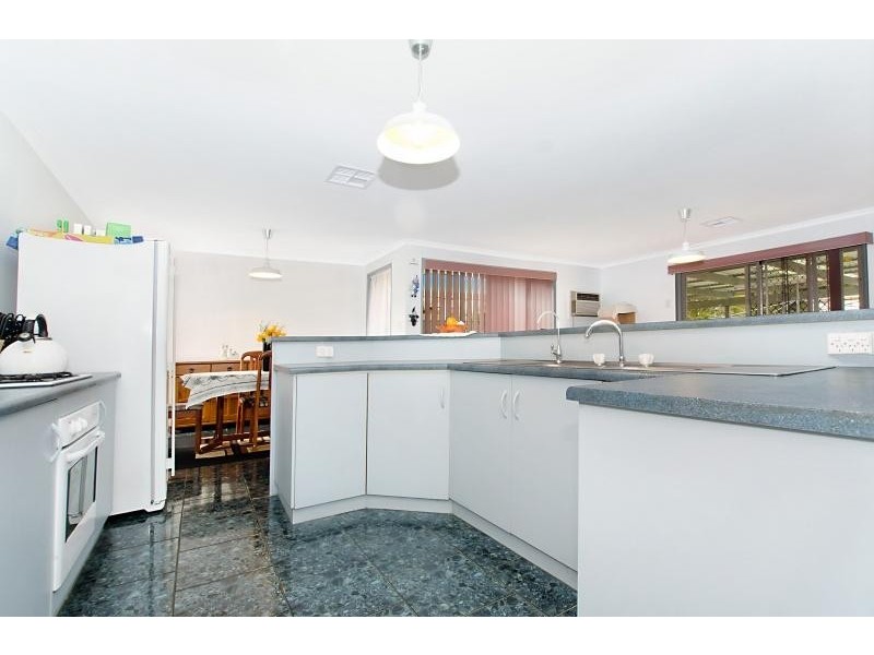 55 President Avenue, Andrews Farm SA 5114