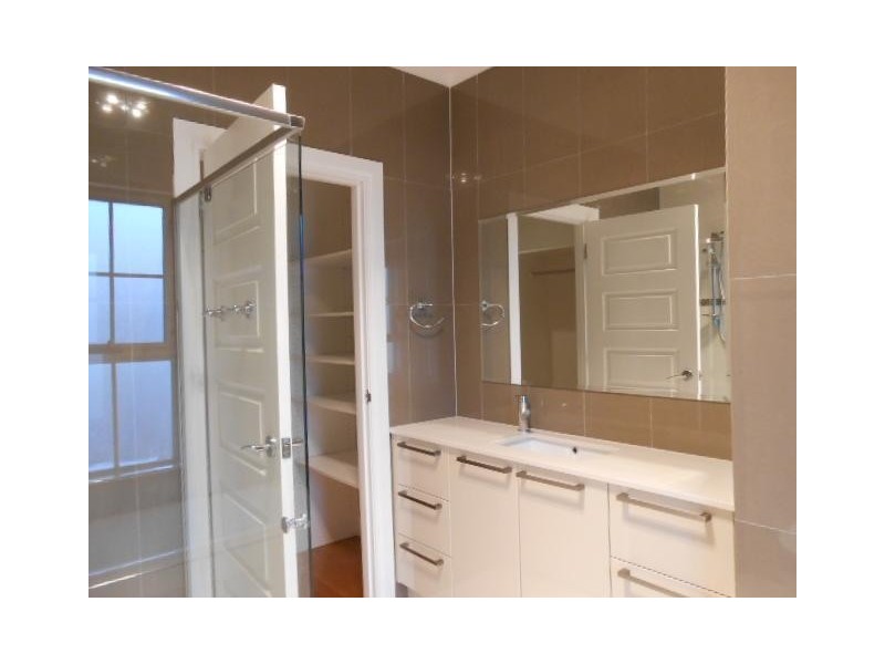 2/23 Keelall  Lane, Mawson Lakes SA 5095