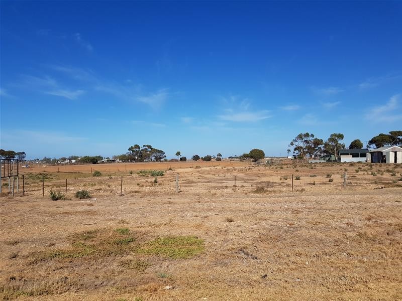 319 Halstead Road West Road, Two Wells SA 5501