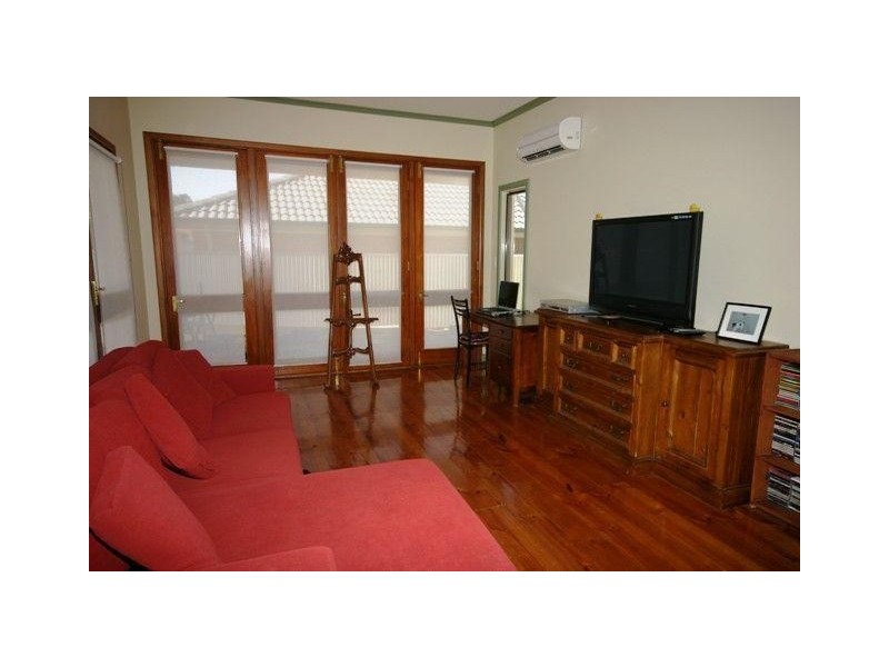 11 Rosetta Street, Rosewater SA 5013