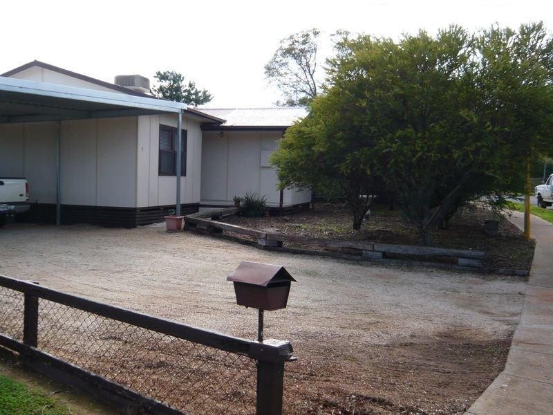 5 Barton Road, Elizabeth Downs SA 5113