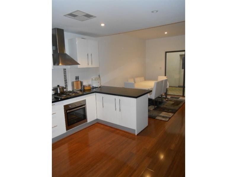 4 Pelican Lane, Mawson Lakes SA 5095