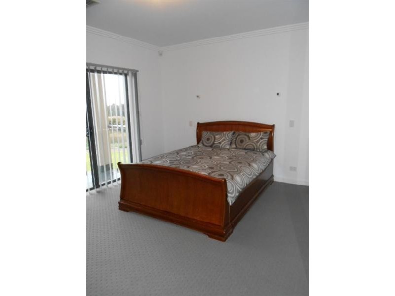 4 Pelican Lane, Mawson Lakes SA 5095