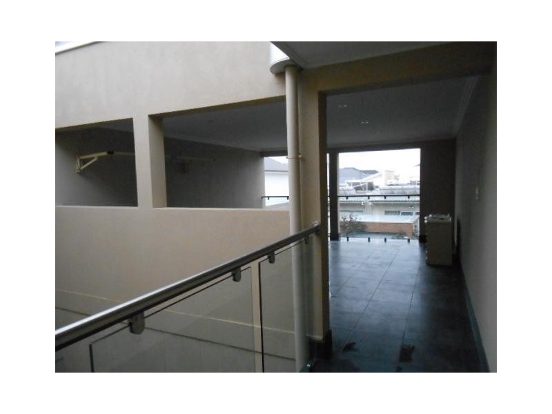 4 Pelican Lane, Mawson Lakes SA 5095