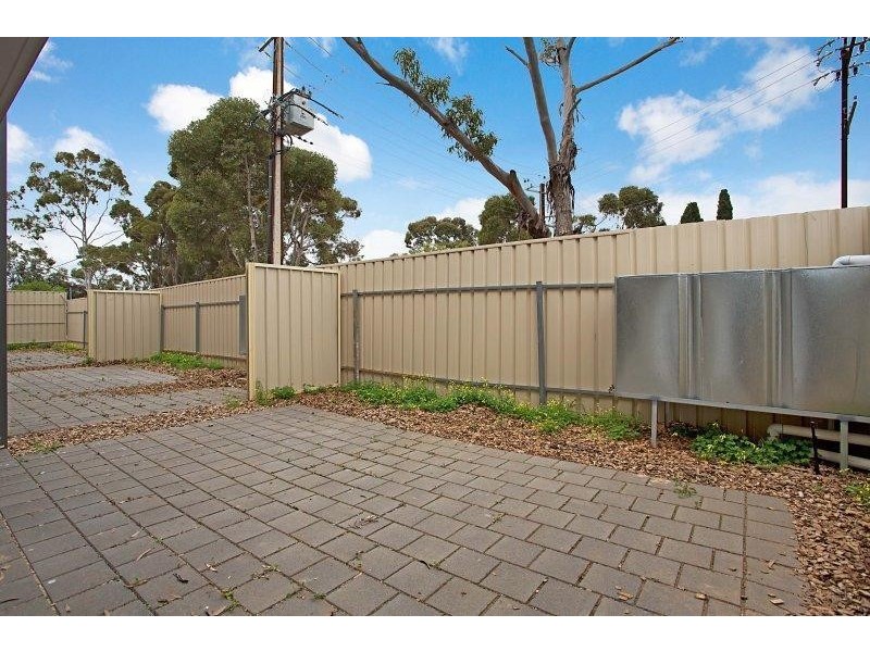 1,2,3/9 Bald Street, Smithfield Plains SA 5114