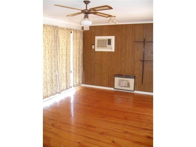 1 Crittenden Road, Smithfield Plains SA 5114