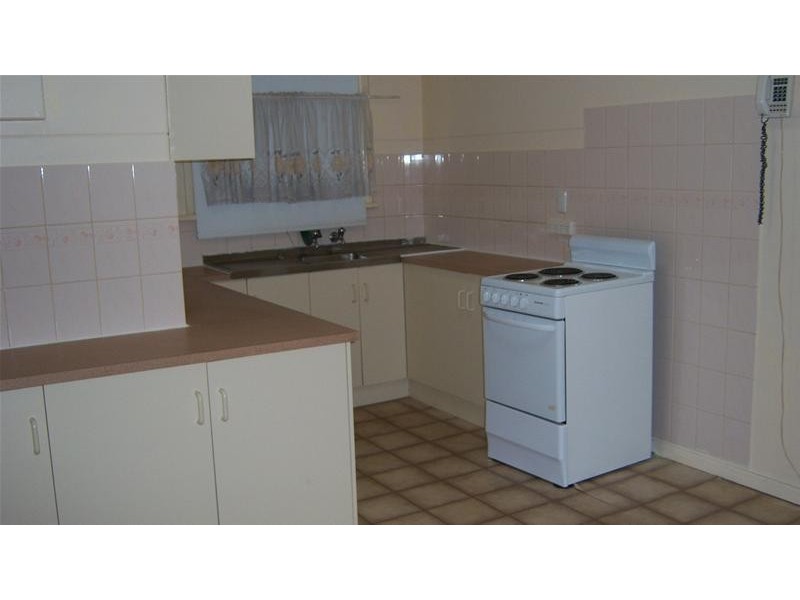 18 Bendle Street, Elizabeth Park SA 5113