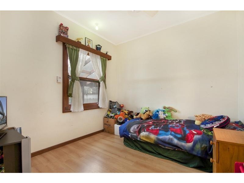 5 Barton Road, Elizabeth Downs SA 5113