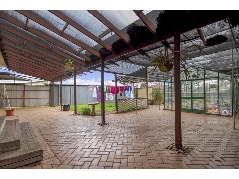 5 Barton Road, Elizabeth Downs SA 5113