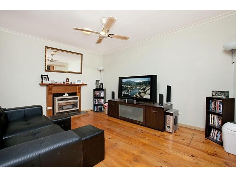 18 Alawoona Road, Munno Para SA 5115