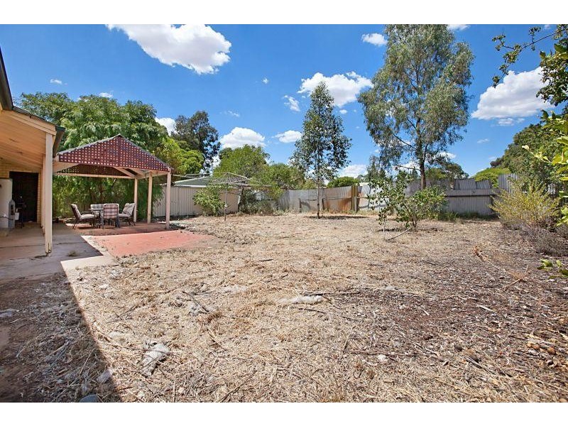 18 Alawoona Road, Munno Para SA 5115