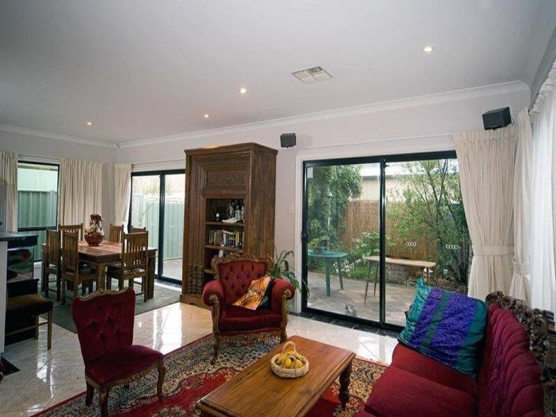 3 Mallard Crescent, Mawson Lakes SA 5095