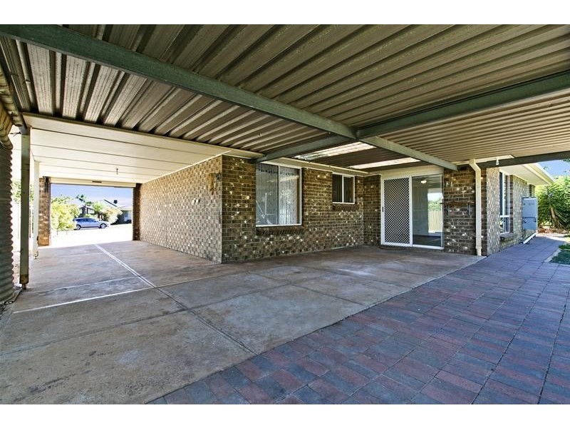 8 Laburnum Gardens, Blakeview SA 5114