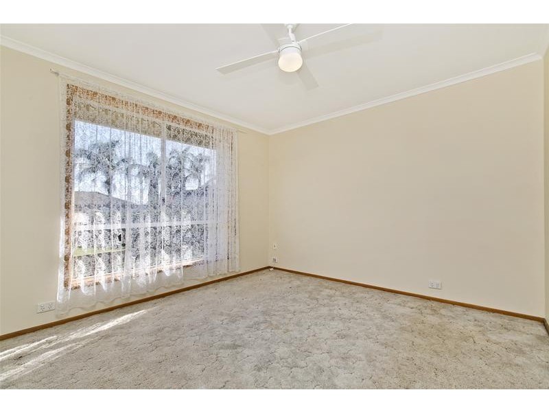 8 Laburnum Gardens, Blakeview SA 5114