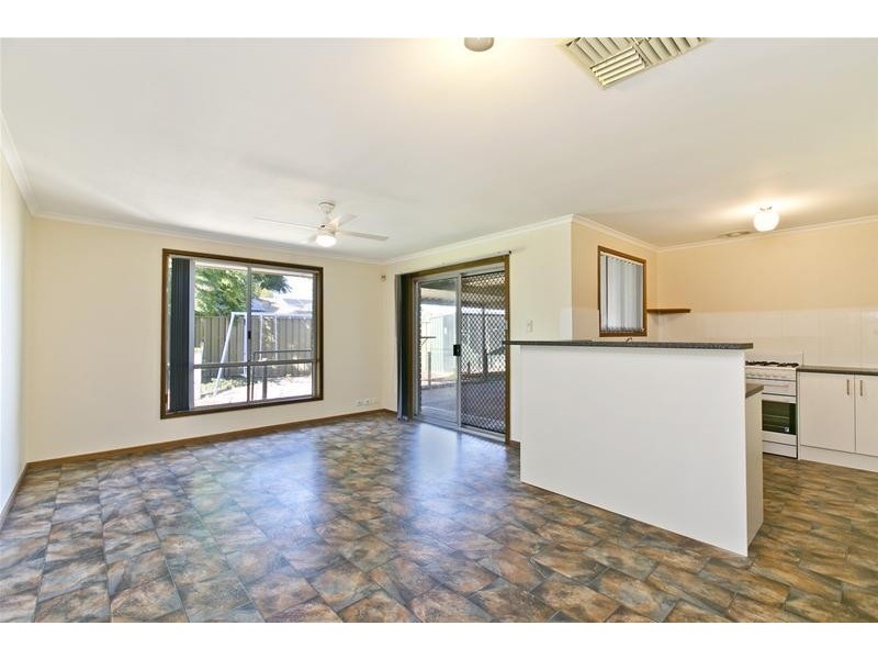 8 Laburnum Gardens, Blakeview SA 5114