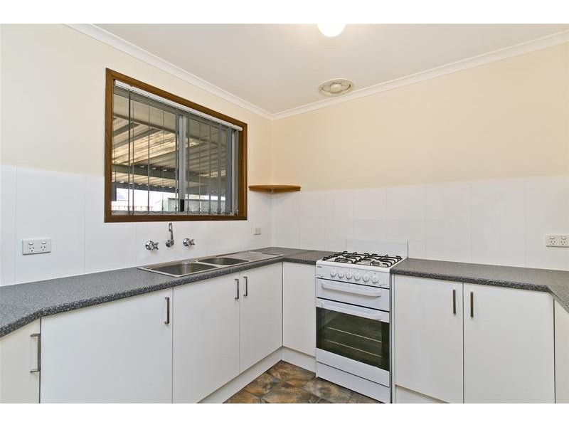 8 Laburnum Gardens, Blakeview SA 5114