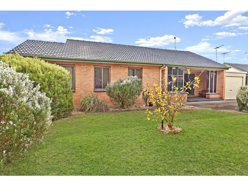 32 Prunus Avenue, Elizabeth Vale SA 5112