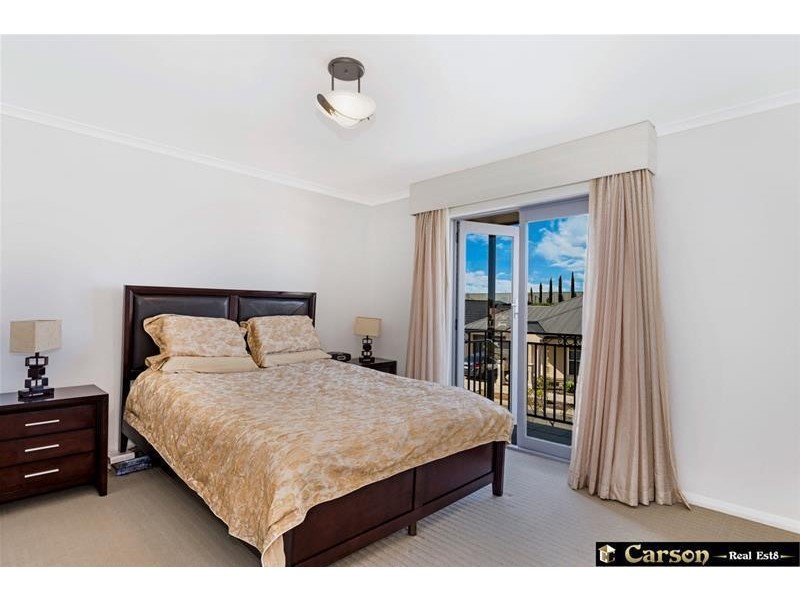 72 Hindmarsh Circuit, Mawson Lakes SA 5095