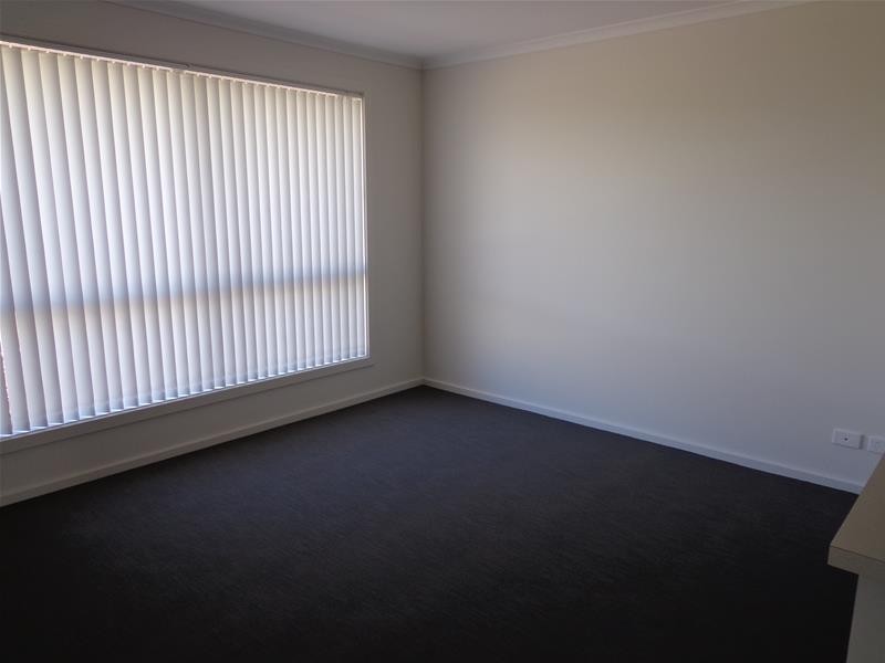 12 Venice Avenue, Aldinga Beach SA 5173