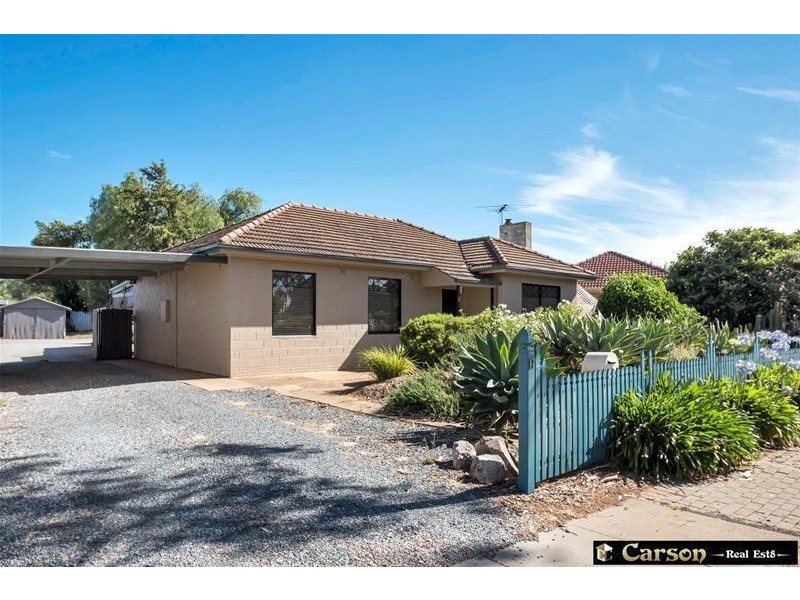 17 Swan Crescent, Elizabeth South SA 5112