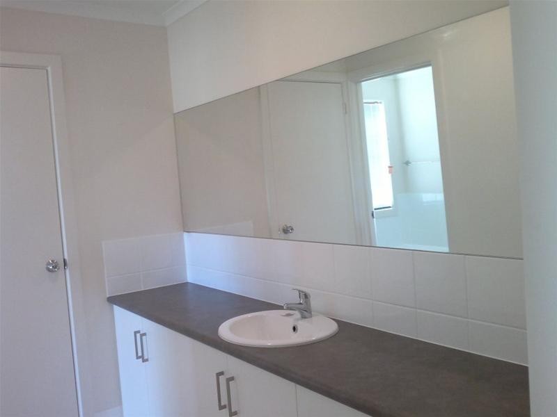 9 The Circuit, Smithfield SA 5114