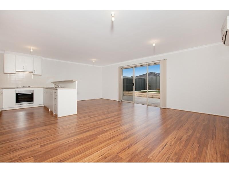 8 Vitorio Road, Munno Para West SA 5115