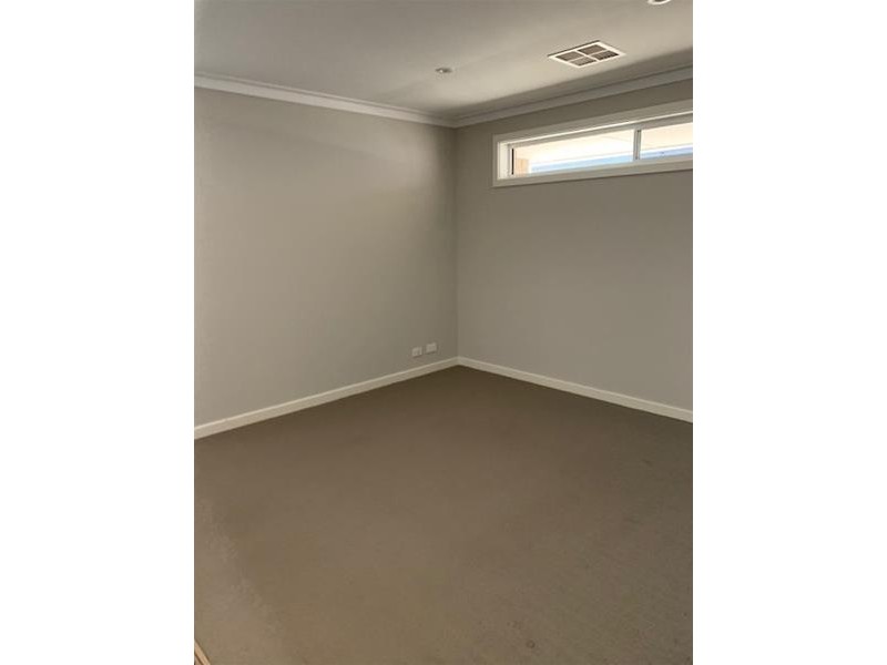 10 Keane Avenue, Munno Para West SA 5115