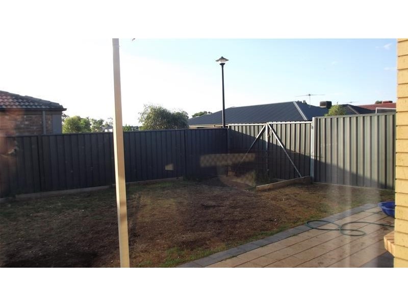 19 Vitorio Road, Munno Para West SA 5115