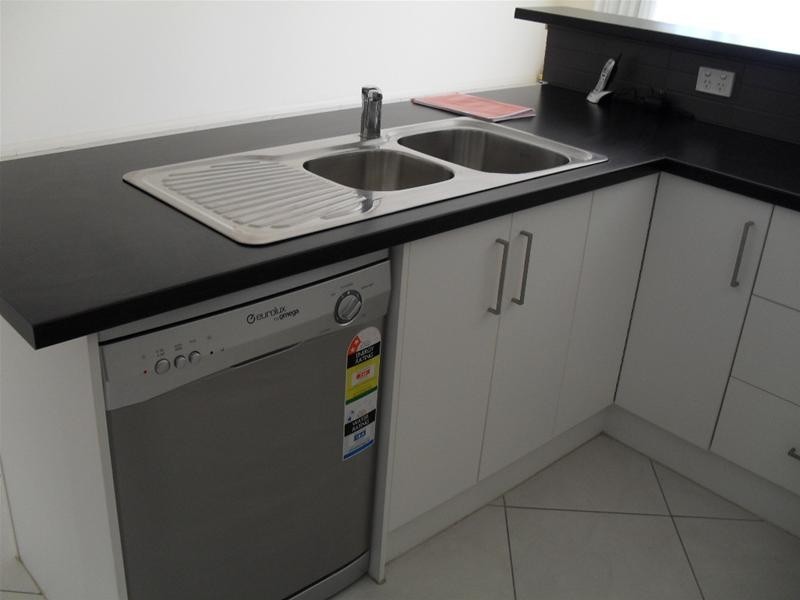 72 Hindmarsh Circuit, Mawson Lakes SA 5095