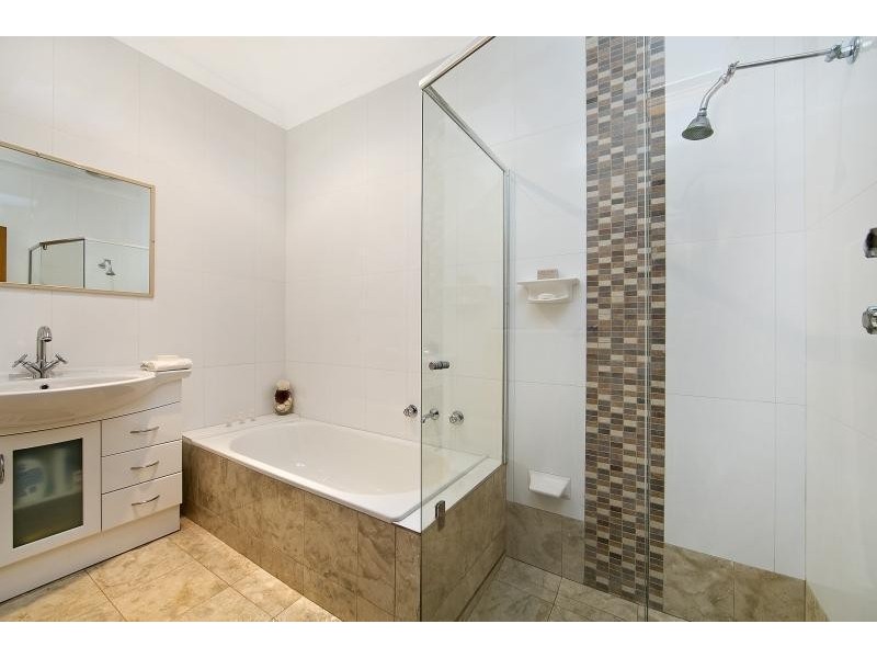 4 Seville Avenue, Gulfview Heights SA 5096