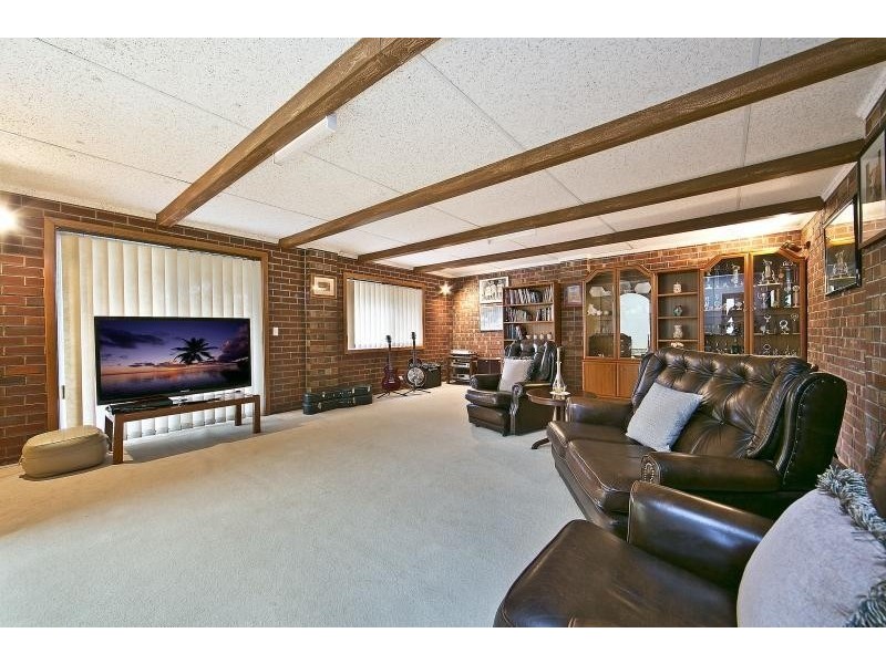 4 Seville Avenue, Gulfview Heights SA 5096