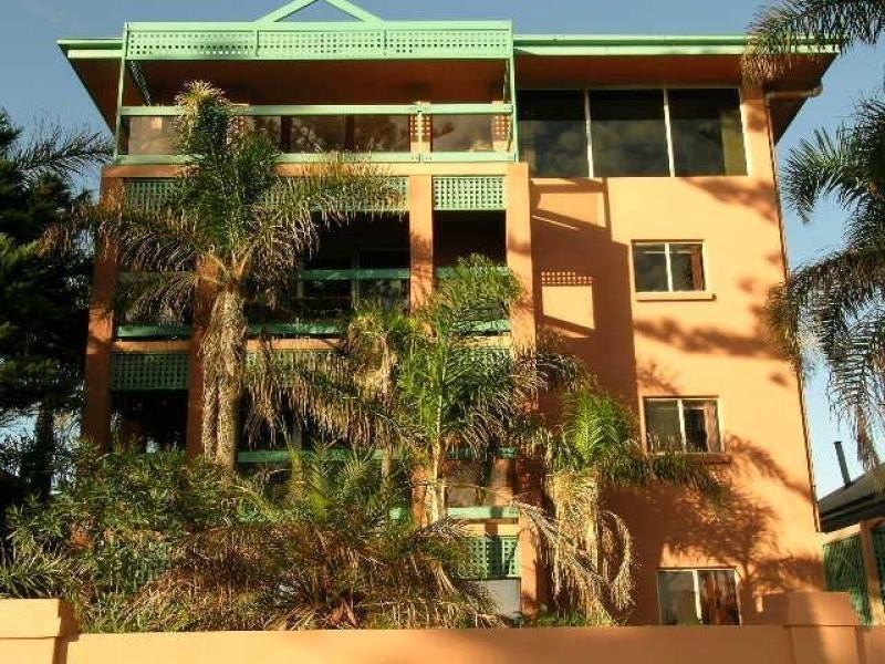 2/570 Seaview Road, Grange SA 5022