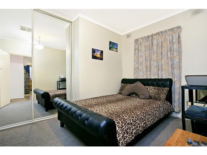 4 Nautilus Road, Elizabeth East SA 5112