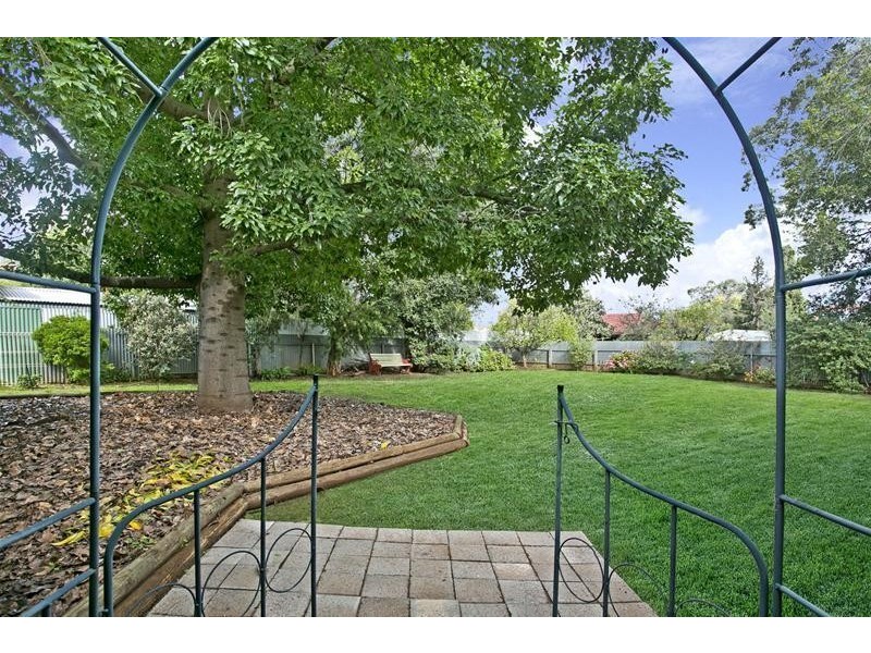 4 Nautilus Road, Elizabeth East SA 5112