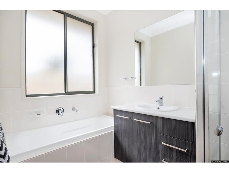 2 Tasos Drive, Munno Para West SA 5115