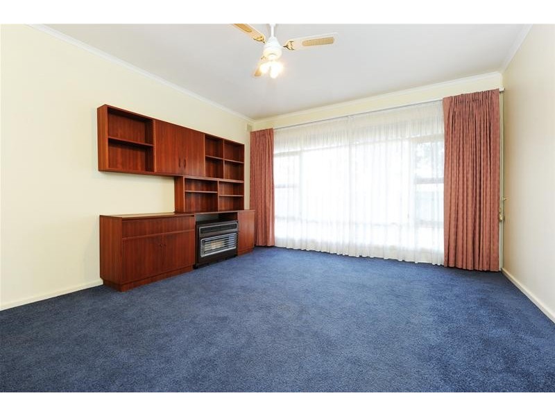 10 Pauls Drive, Valley View SA 5093