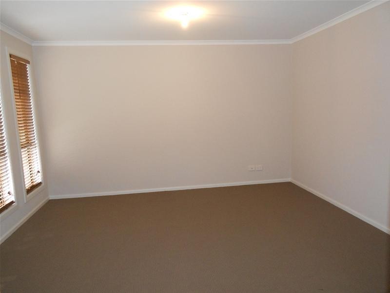 4 Eyre Street, Munno Para West SA 5115