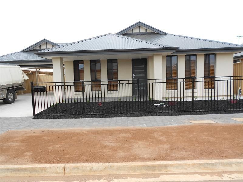 4 Eyre Street, Munno Para West SA 5115