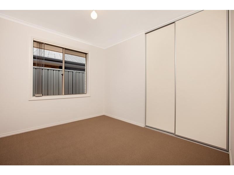 8 Vitorio Road, Munno Para West SA 5115